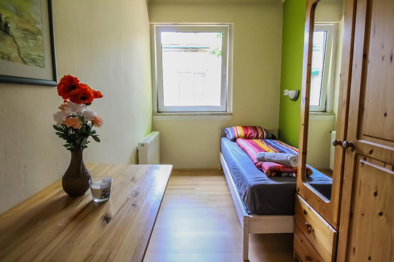 Economic Sb Apartment Відень Екстер'єр фото